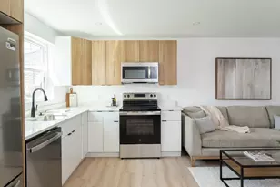 7 Kenoza, Haverhill, MA 01830 - Photo 2