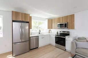 7 Kenoza, Haverhill, MA 01830 - Photo 2