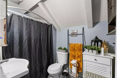 808 Walnut St, Fall River, MA 02720 - Photo 14