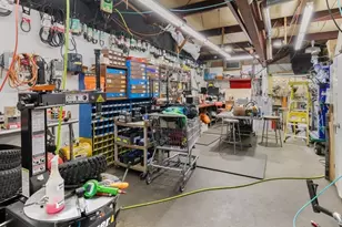 746 Amesbury Rd, Haverhill, MA 01830 - Photo 24