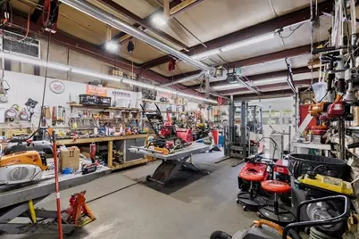 746 Amesbury Rd, Haverhill, MA 01830 - Photo 14