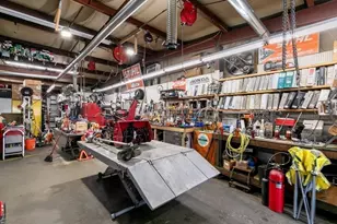 746 Amesbury Rd, Haverhill, MA 01830 - Photo 18