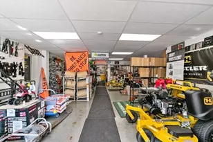 746 Amesbury Rd, Haverhill, MA 01830 - Photo 8