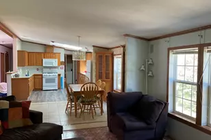 22 Medallion Rd, Holbrook, MA 02343 - Photo 8