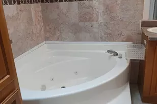 22 Medallion Rd, Holbrook, MA 02343 - Photo 20