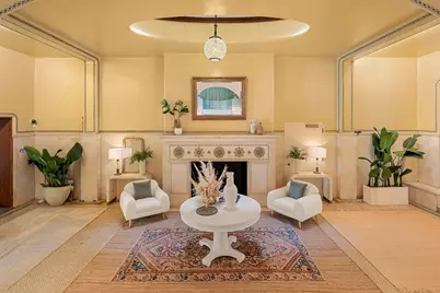 395 Commonwealth Avenue, Boston, MA 02215 - Photo 8