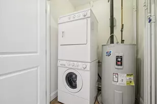 527 Pawtucket, Lowell, MA 01854 - Photo 16