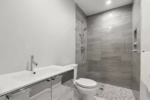 18 Chestnut Pl, Brookline, MA 02445 - Photo 12