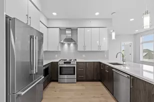 124 Highland Ave, Somerville, MA 02143 - Photo 2