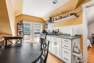 42 Mayhew St, Boston, MA 02125 - Photo 30