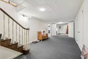 93 Newton N, Worcester, MA 01609 - Photo 24