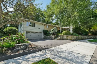 93 Newton North, Worcester, MA 01609 - Photo 1