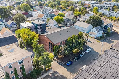 10 Roberts St #14, Somerville, MA 02145 - Photo 18
