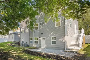 98 Carroll St, Watertown, MA 02472 - Photo 2