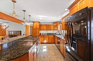 27 Emerald Ln, Falmouth, MA 02536 - Photo 8