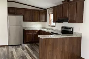 32 Ethel Ave, Marlborough, MA 01752 - Photo 4