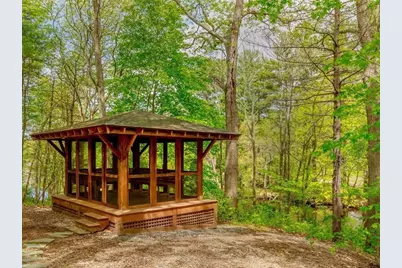 37 Cottage Cir, Dedham, MA 02026 - Photo 18