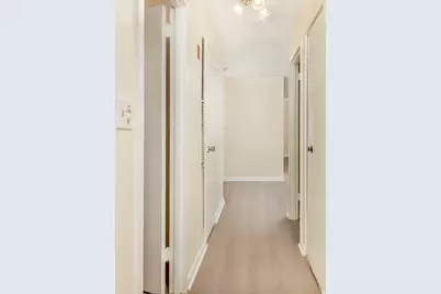 1002 Paradise Road #1M, Swampscott, MA 01907 - Photo 24