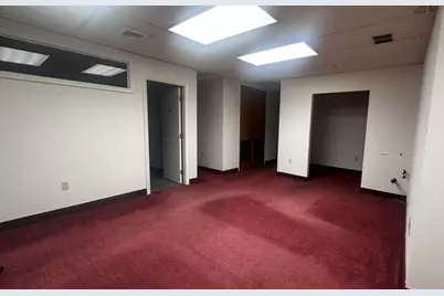 155 Maple St #304, Springfield, MA 01105 - Photo 6