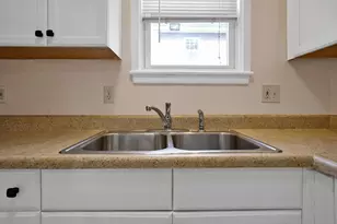 16 Dudley St, Haverhill, MA 01830 - Photo 10