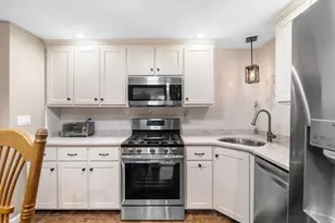 70 Casablanca Ct, Haverhill, MA 01832 - Photo 10