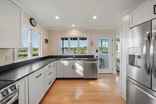 43 Pond View Cir, Plymouth, MA 02360 - Photo 12