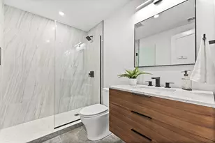 327 Alewife Brook Pkwy, Somerville, MA 02144 - Photo 32