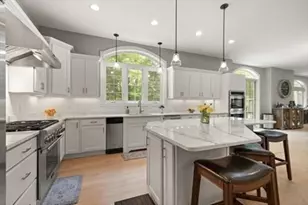 2 Bridle Path, Lynnfield, MA 01940 - Photo 10