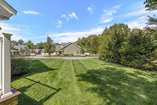 14 Longwood Ln, Hanover, MA 02339 - Photo 36