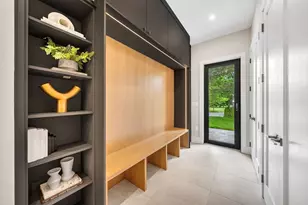 544 Saw Mill Brook Pkwy, Newton, MA 02459 - Photo 8