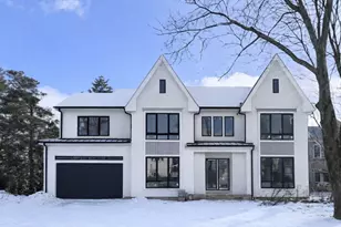 544 Saw Mill Brook Pkwy, Newton, MA 02459 - Photo 2