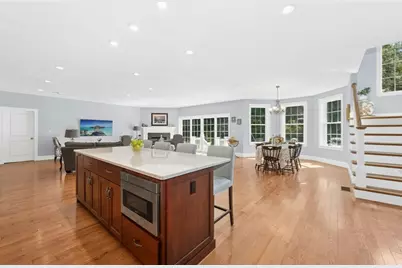 246 Washington St, Franklin, MA 02038 - Photo 24