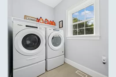 246 Washington St, Franklin, MA 02038 - Photo 30