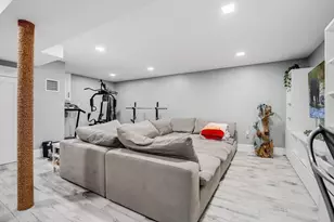 208 Florence St, Fall River, MA 02720 - Photo 34