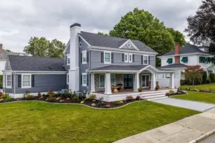 208 Florence St, Fall River, MA 02720 - Photo 6