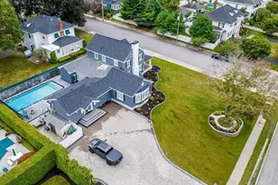 208 Florence St, Fall River, MA 02720 - Photo 2