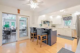 40 Bentwood Dr, Sturbridge, MA 01566 - Photo 6