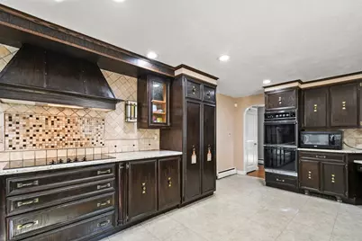 515 Upham Street, Melrose, MA 02176 - Photo 6