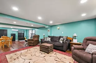 515 Upham St, Melrose, MA 02176 - Photo 28