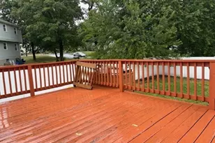 4 Bartlett Dr, Woburn, MA 01801 - Photo 4