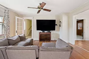 66 Linden St, Newton, MA 02464 - Photo 2