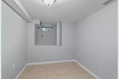 81 5th Ave, Lowell, MA 01854 - Photo 20