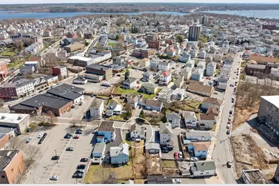 71 Cash St, Fall River, MA 02723 - Photo 6