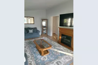 6 Chestnut Circle, Rockland, MA 02370 - Photo 4