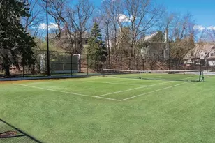 250 Hammond Pond Pkwy, Newton, MA 02467 - Photo 30