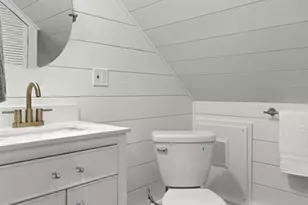 30 Chapel St, Gloucester, MA 01930 - Photo 26