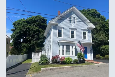 30 Chapel Street #B, Gloucester, MA 01930 - Photo 2
