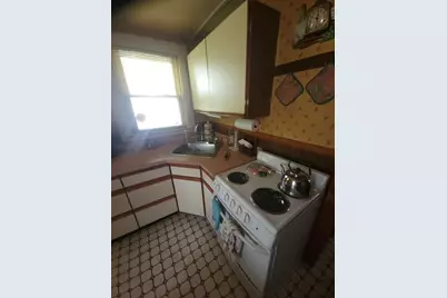 130 Maple Ave, Bridgewater, MA 02324 - Photo 18