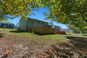 29 Murphy Pl, Pittsfield, MA 01201 - Photo 24