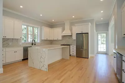 788 Main St, Hudson, MA 01749 - Photo 8